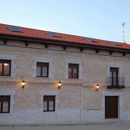 Hotel La Casona De Dona Petra Villarmentero de Campos Exterior foto